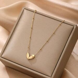 Stainless Steel gold ‎ minimalist  heart pendant necklace for women